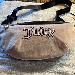 Juicy couture sling bag